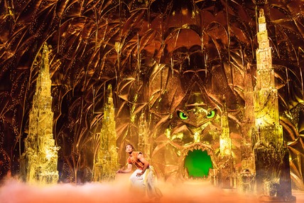 01 Aladdin (Matthew Croke) inside the Cave of Wonders - photo by Deen van Meer © Disney - Copy