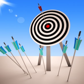 arrow-on-dartboard-showing-successful-shot GJzcObvO